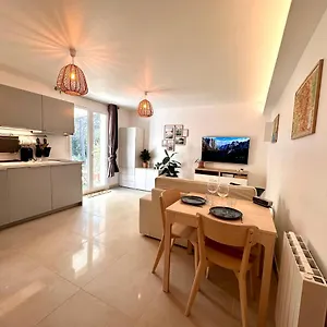 https://paisible-studio-tout-neuf-en-lisire-de-fort.fr-provencehotel.com